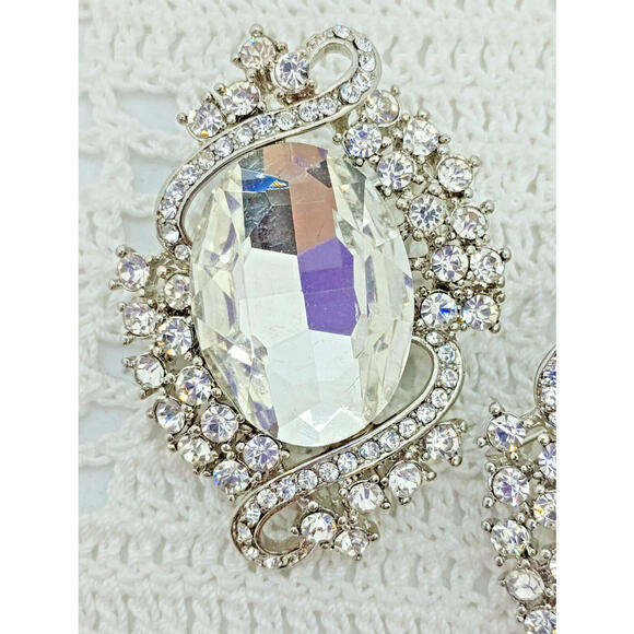 Pair Set Sparkling Rhinestone 2.5 x 2" Brooches Unbranded Quality Bridal Wedding - Picture 4 of 6